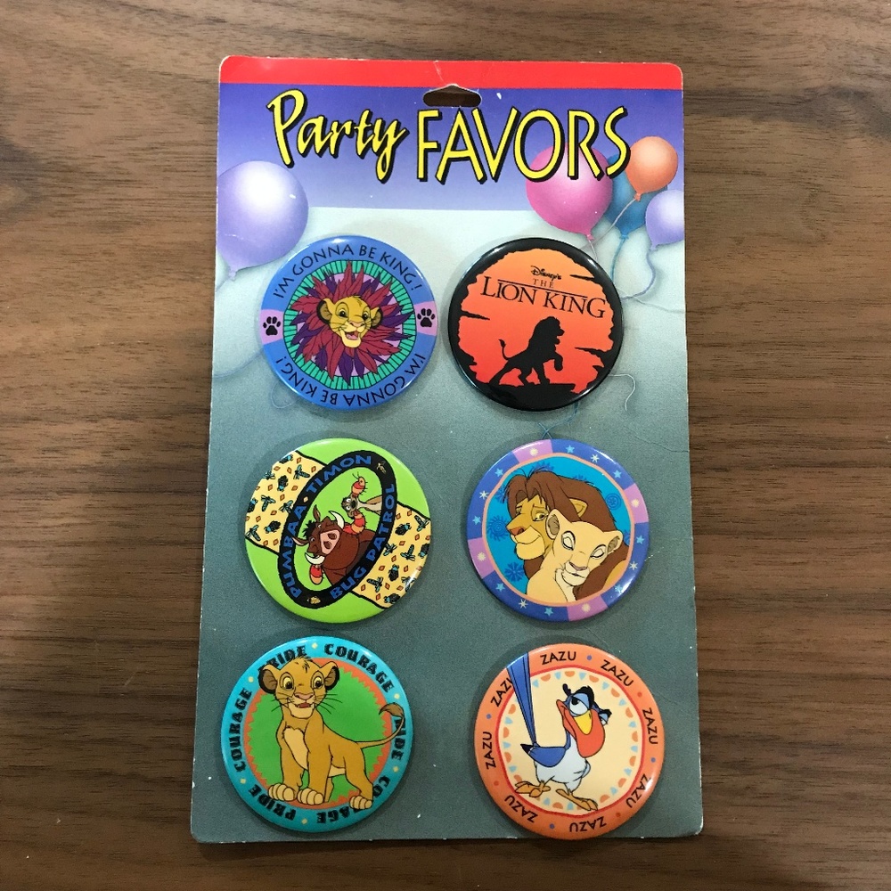 NWT VINTAGE 90's Lion King Pin Set